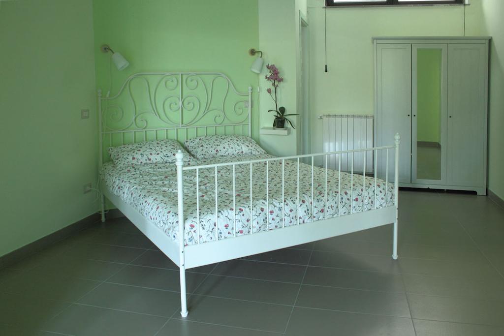 Etna Holiday Home Nicolosi Phòng bức ảnh
