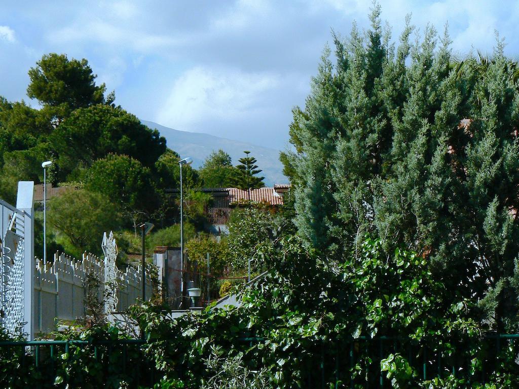 Etna Holiday Home Nicolosi Phòng bức ảnh